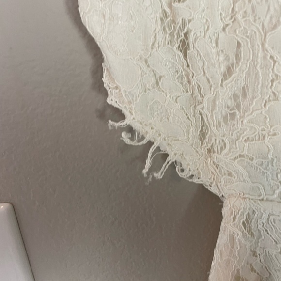 Alexis White Lace Open Back Romper Small - Picture 5 of 10